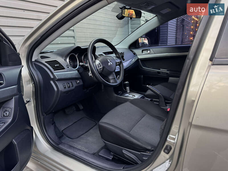 Седан Mitsubishi Lancer 2007 в Києві