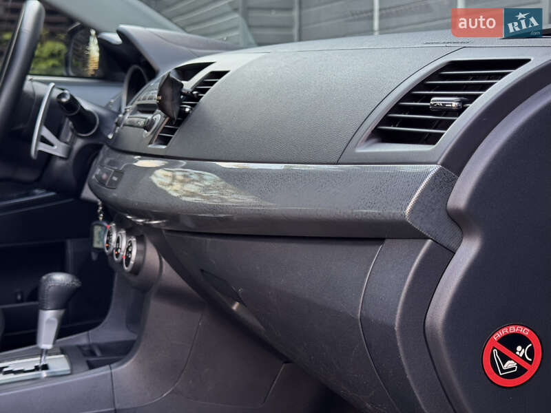 Седан Mitsubishi Lancer 2007 в Києві