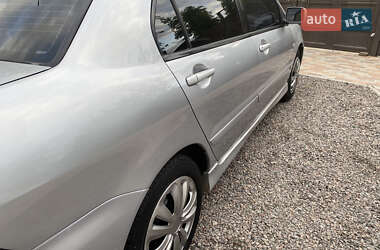Седан Mitsubishi Lancer 2004 в 