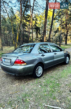 Седан Mitsubishi Lancer 2004 в 