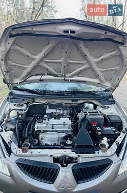 Седан Mitsubishi Lancer 2004 в 