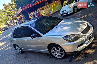 Седан Mitsubishi Lancer 2004 в Києві
