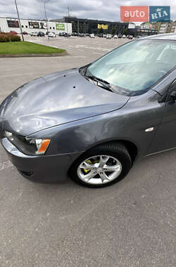 Седан Mitsubishi Lancer 2011 в 