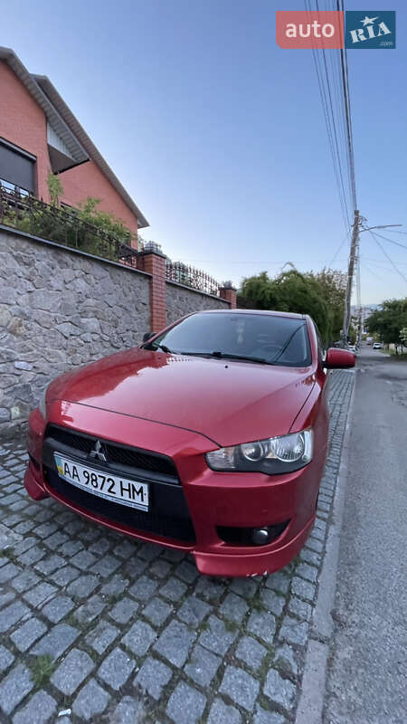 Седан Mitsubishi Lancer 2008 в Киеве