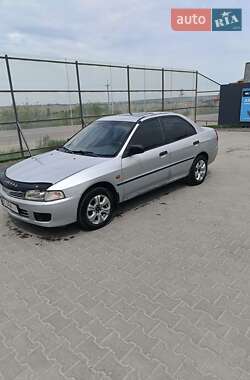 Седан Mitsubishi Lancer 1996 в 