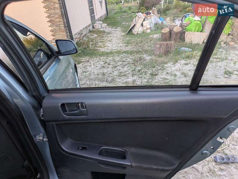 Седан Mitsubishi Lancer 2009 в Києві