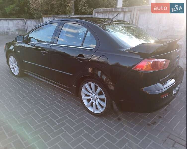 Седан Mitsubishi Lancer 2009 в Борисполе