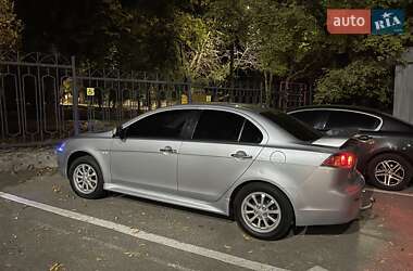 Седан Mitsubishi Lancer 2013 в Чернігові