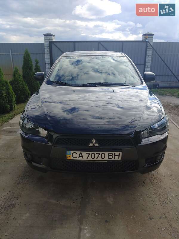 Mitsubishi Lancer 2011