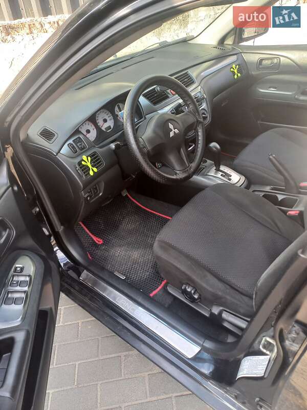 Седан Mitsubishi Lancer 2008 в Днепре