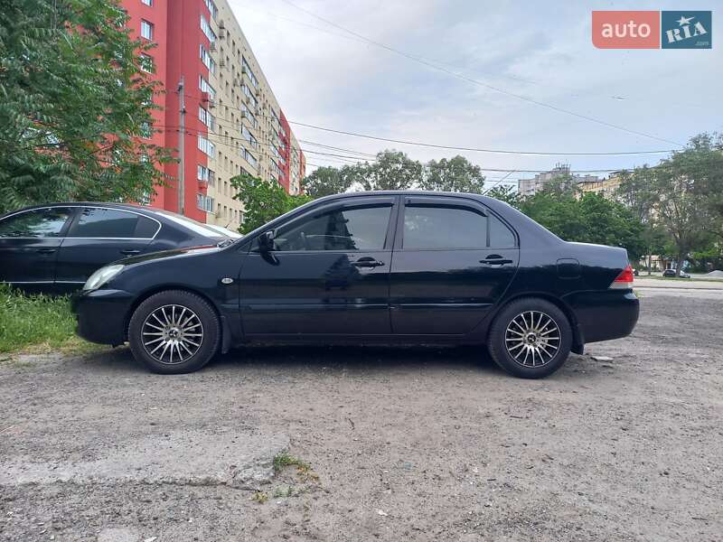Седан Mitsubishi Lancer 2008 в Днепре