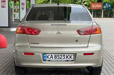 Седан Mitsubishi Lancer 2009 в 