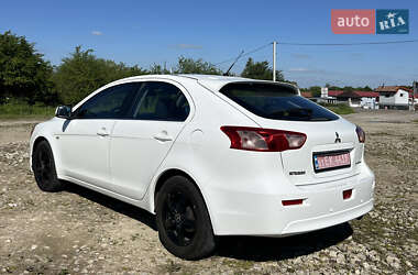 Хетчбек Mitsubishi Lancer 2012 в 
