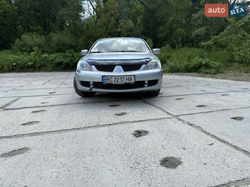 Седан Mitsubishi Lancer 2006 в Львове фото 26 Седан Mitsubishi Lancer 2006 в Львове