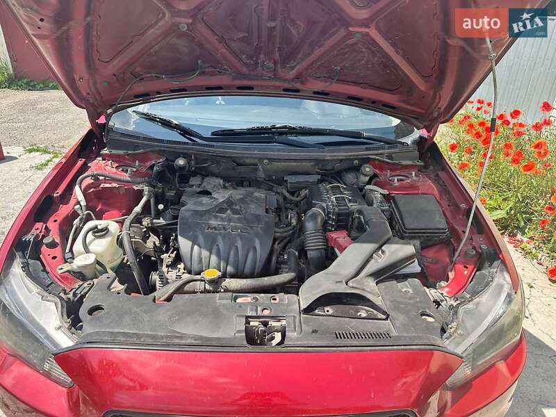 Седан Mitsubishi Lancer 2011 в Криничках