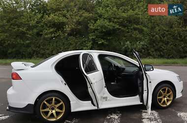 Седан Mitsubishi Lancer 2013 в 