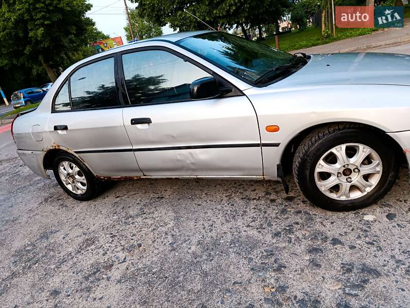 Седан Mitsubishi Lancer 1996 в Хмельницком