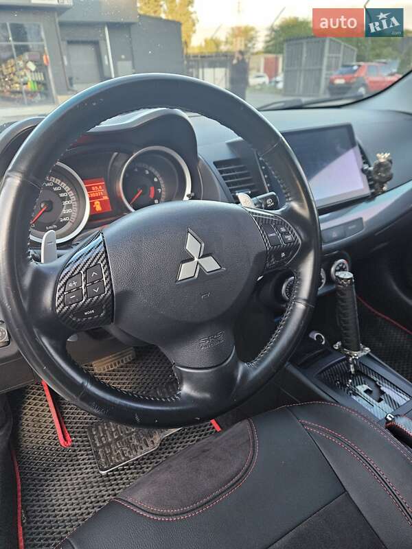 Хэтчбек Mitsubishi Lancer 2009 в Одессе