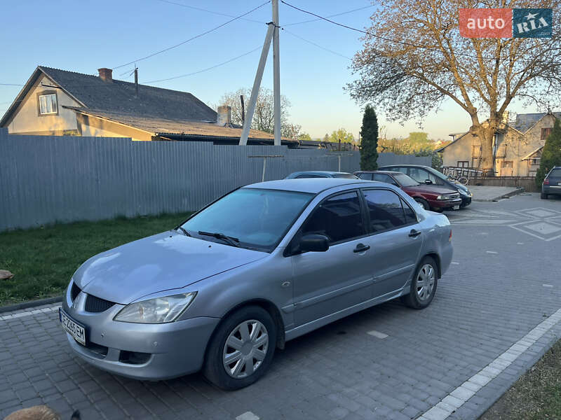 Mitsubishi Lancer 2004
