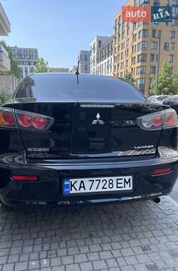 Седан Mitsubishi Lancer 2011 в 