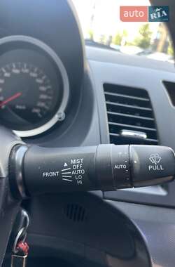 Седан Mitsubishi Lancer 2011 в 