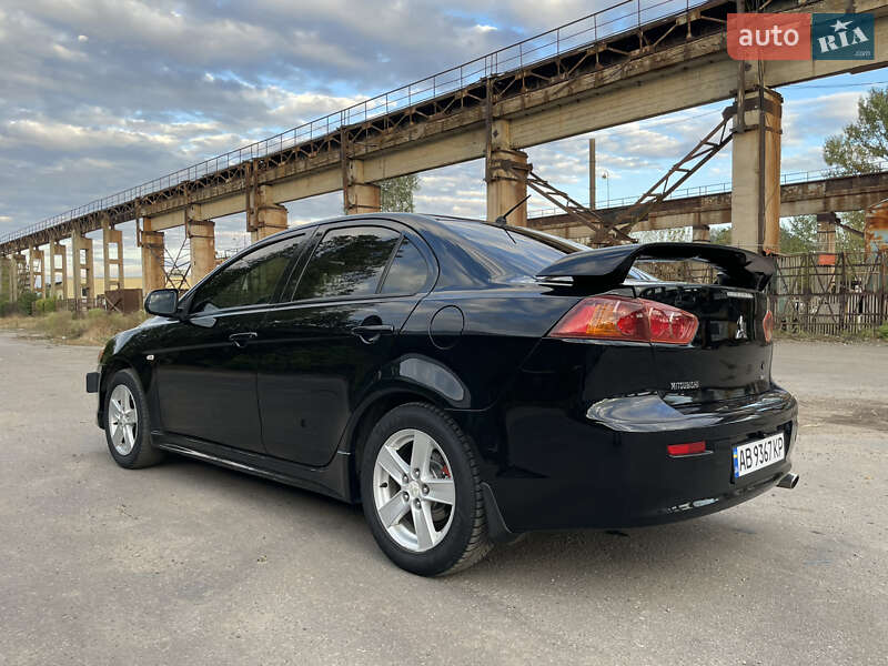 Седан Mitsubishi Lancer 2007 в Виннице