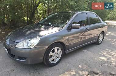 Универсал Mitsubishi Lancer 2004 в 