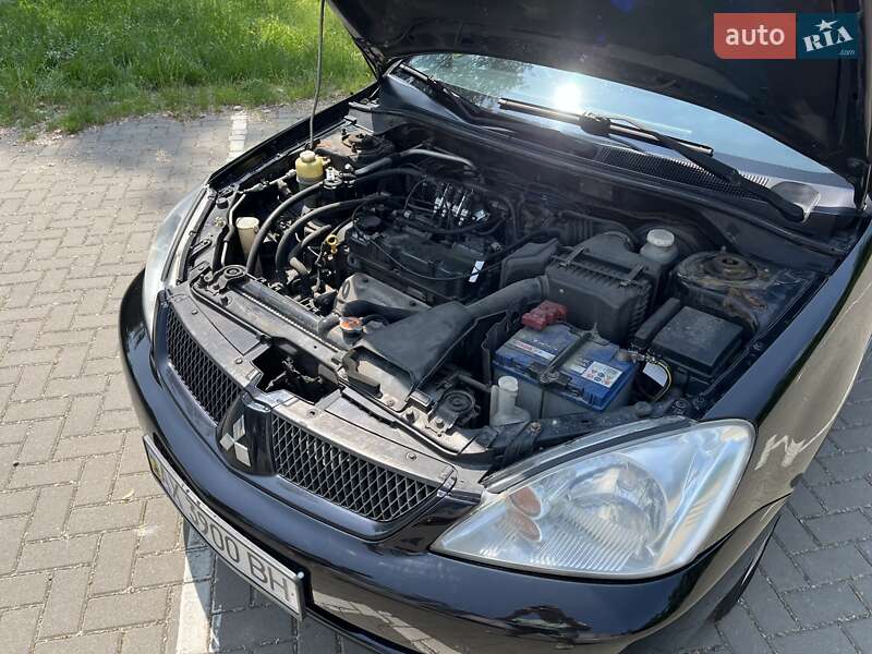 Седан Mitsubishi Lancer 2008 в Киеве