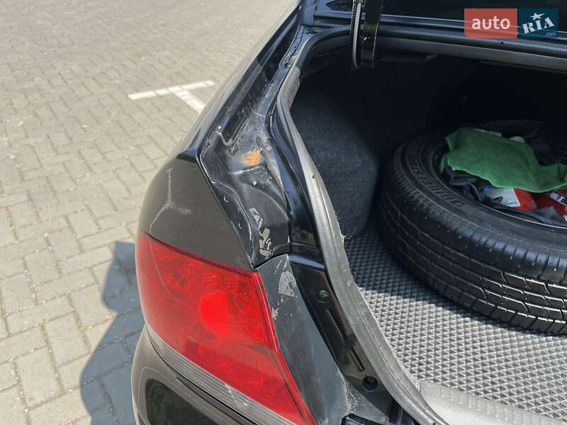 Седан Mitsubishi Lancer 2008 в Киеве