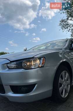 Хэтчбек Mitsubishi Lancer 2009 в 