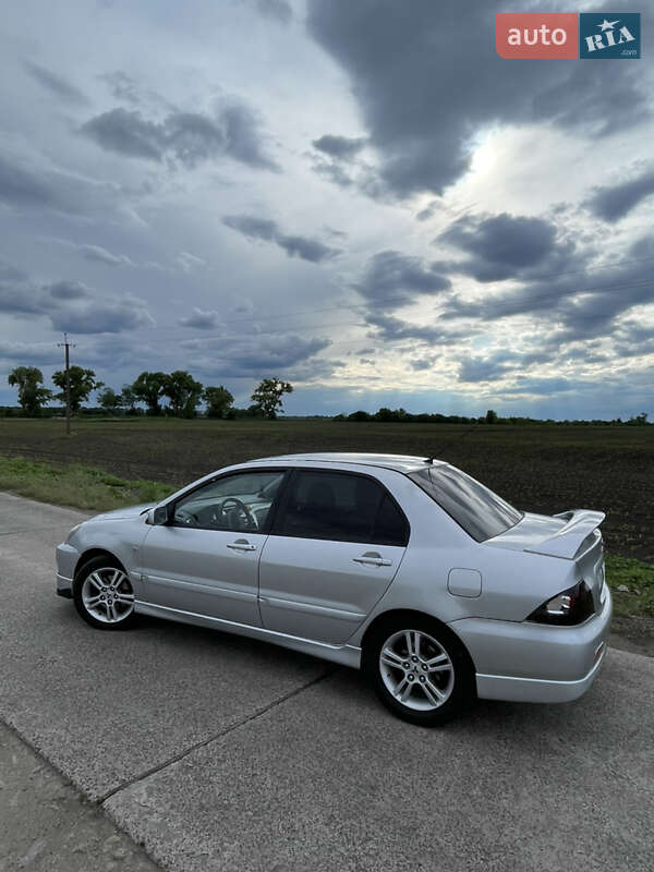 Седан Mitsubishi Lancer 2006 в Кагарлыке
