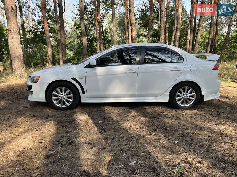 Седан Mitsubishi Lancer 2009 в Запоріжжі