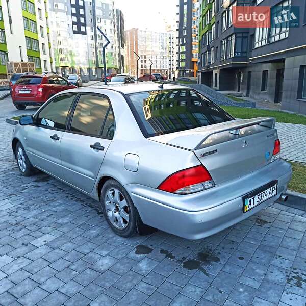Седан Mitsubishi Lancer 2002 в Ивано-Франковске