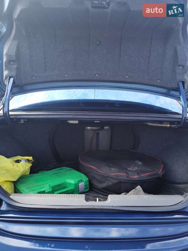 Седан Mitsubishi Lancer 2006 в Киеве