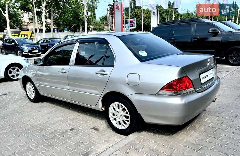 Седан Mitsubishi Lancer 2007 в Одессе