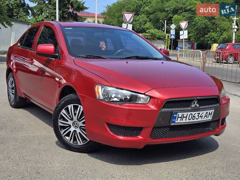 Седан Mitsubishi Lancer 2010 в 