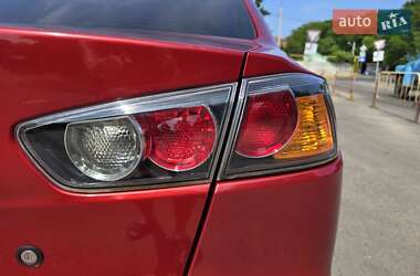 Седан Mitsubishi Lancer 2010 в 
