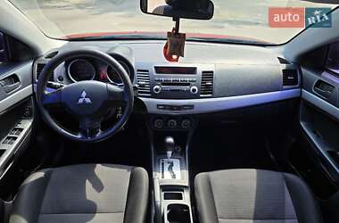 Седан Mitsubishi Lancer 2010 в 