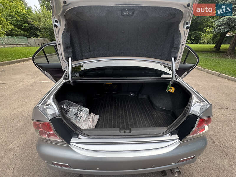 Седан Mitsubishi Lancer 2007 в Житомире