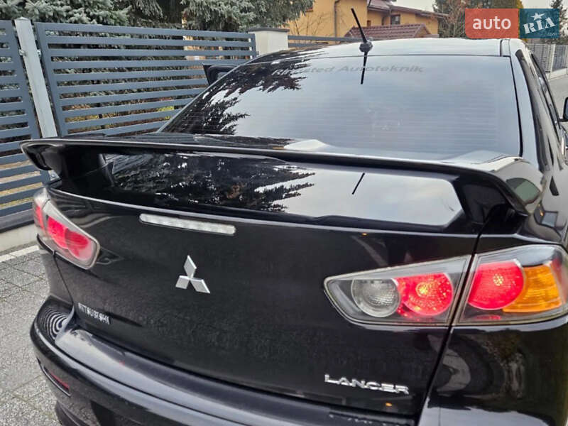 Седан Mitsubishi Lancer 2012 в Николаеве