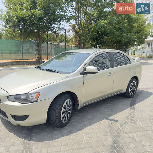 Седан Mitsubishi Lancer 2008 в Одессе