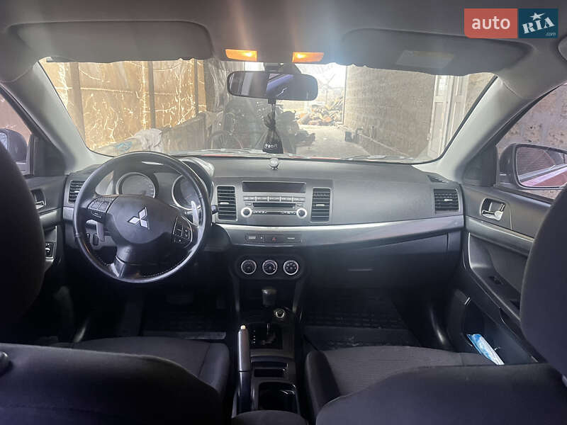 Седан Mitsubishi Lancer 2008 в Кривом Роге
