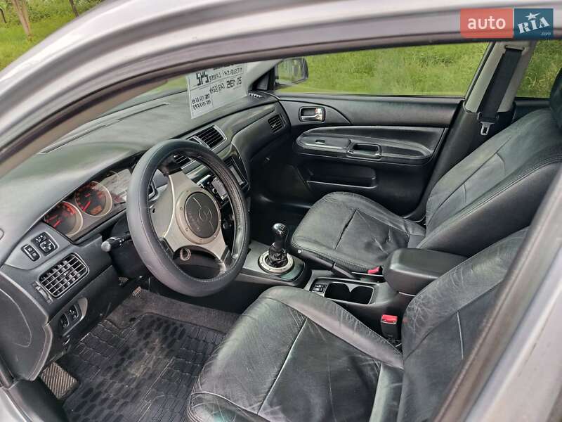 Седан Mitsubishi Lancer 2004 в Макарове фото 13 Седан Mitsubishi Lancer 2004 в Макарове