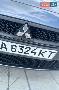 Седан Mitsubishi Lancer 2011 в 