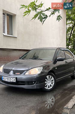 Седан Mitsubishi Lancer 2005 в Киеве