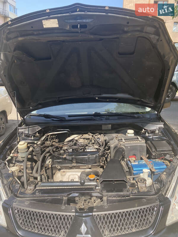 Седан Mitsubishi Lancer 2006 в Черкасах