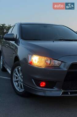 Седан Mitsubishi Lancer 2011 в 