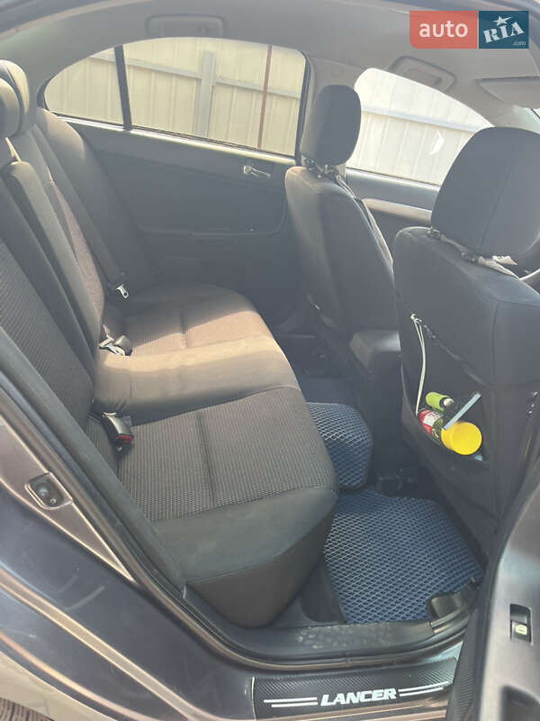 Седан Mitsubishi Lancer 2008 в Хмельницком