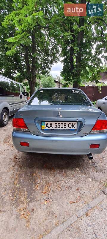 Седан Mitsubishi Lancer 2008 в Киеве