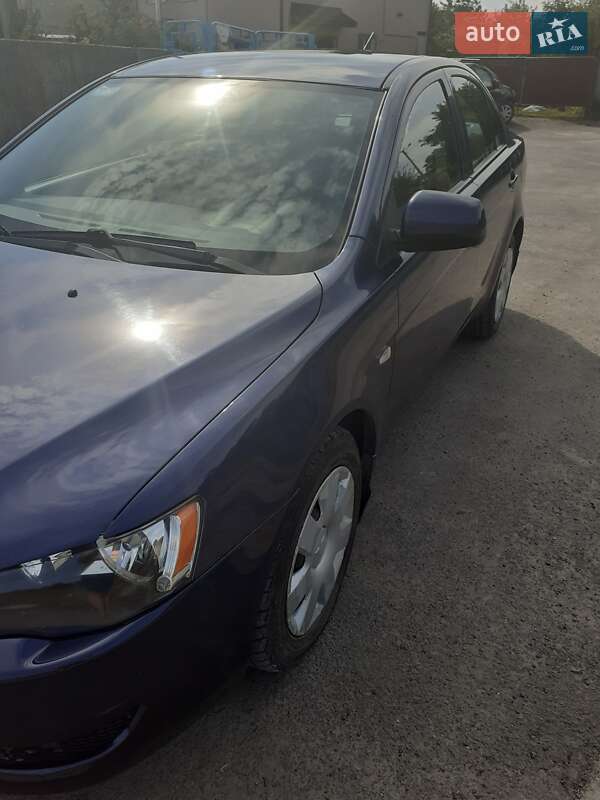 Mitsubishi Lancer 2011